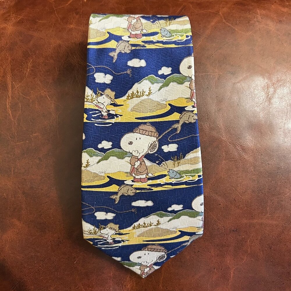 Peanuts by Schulz Men's Silk Tie Snoopy Fishing Scene Blue Outdoor 3.75" Wide
